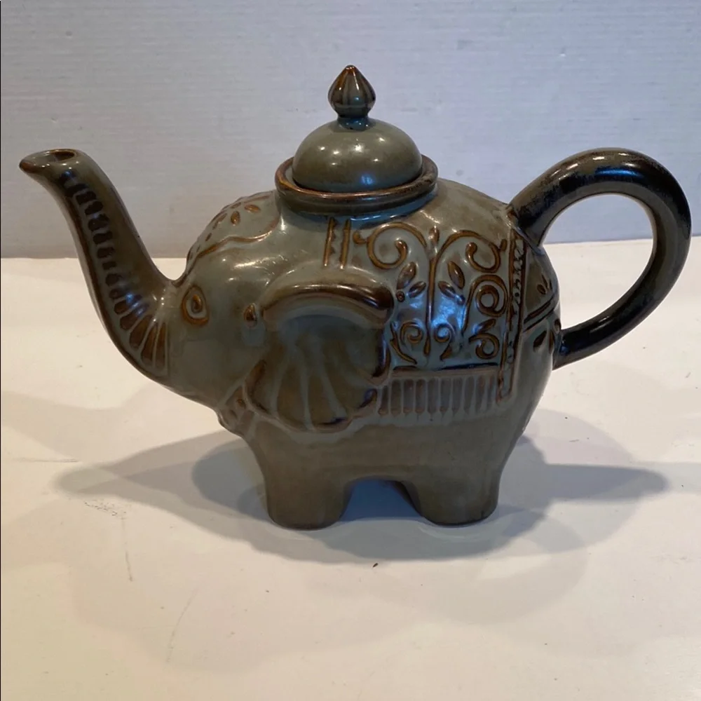 Pier 1 Imports Ceramic Elephant Teapot